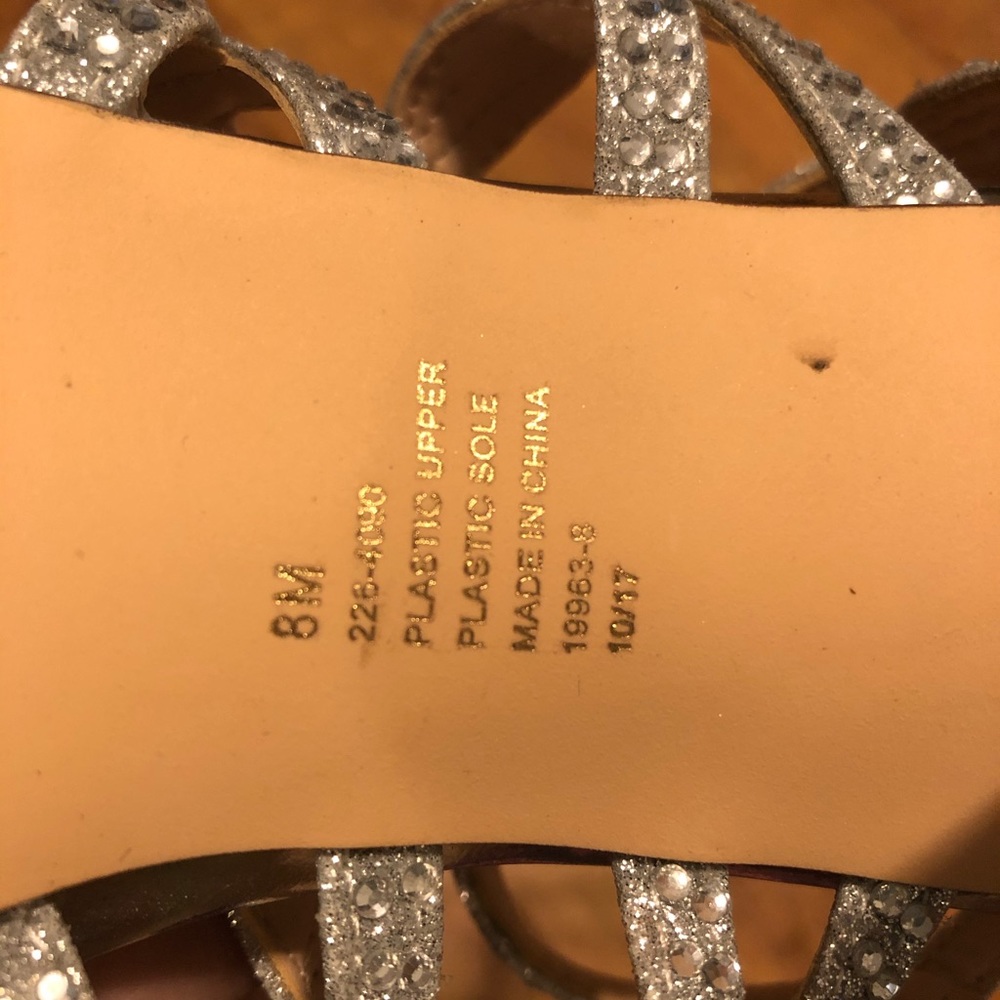 Shoes - Picture 4 of 4